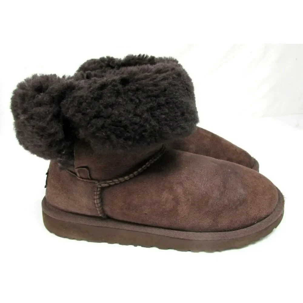 Used UGG Bailey Button Boots 5991Y Big Kid Youth Sz US 5 brown Suede Sheepskin
